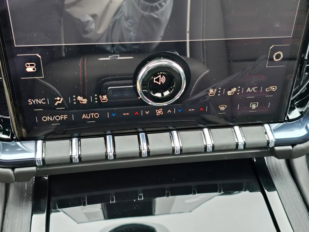 New 2026 GMC Yukon XL AT4 Ultimate AWD/4WD image 66