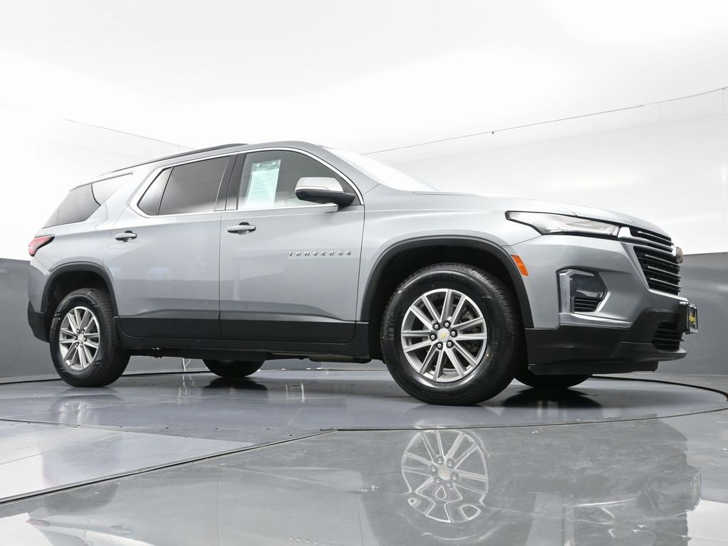 Used 2023 Chevrolet Traverse LT w/ LPO, Floor Liner Package image 55