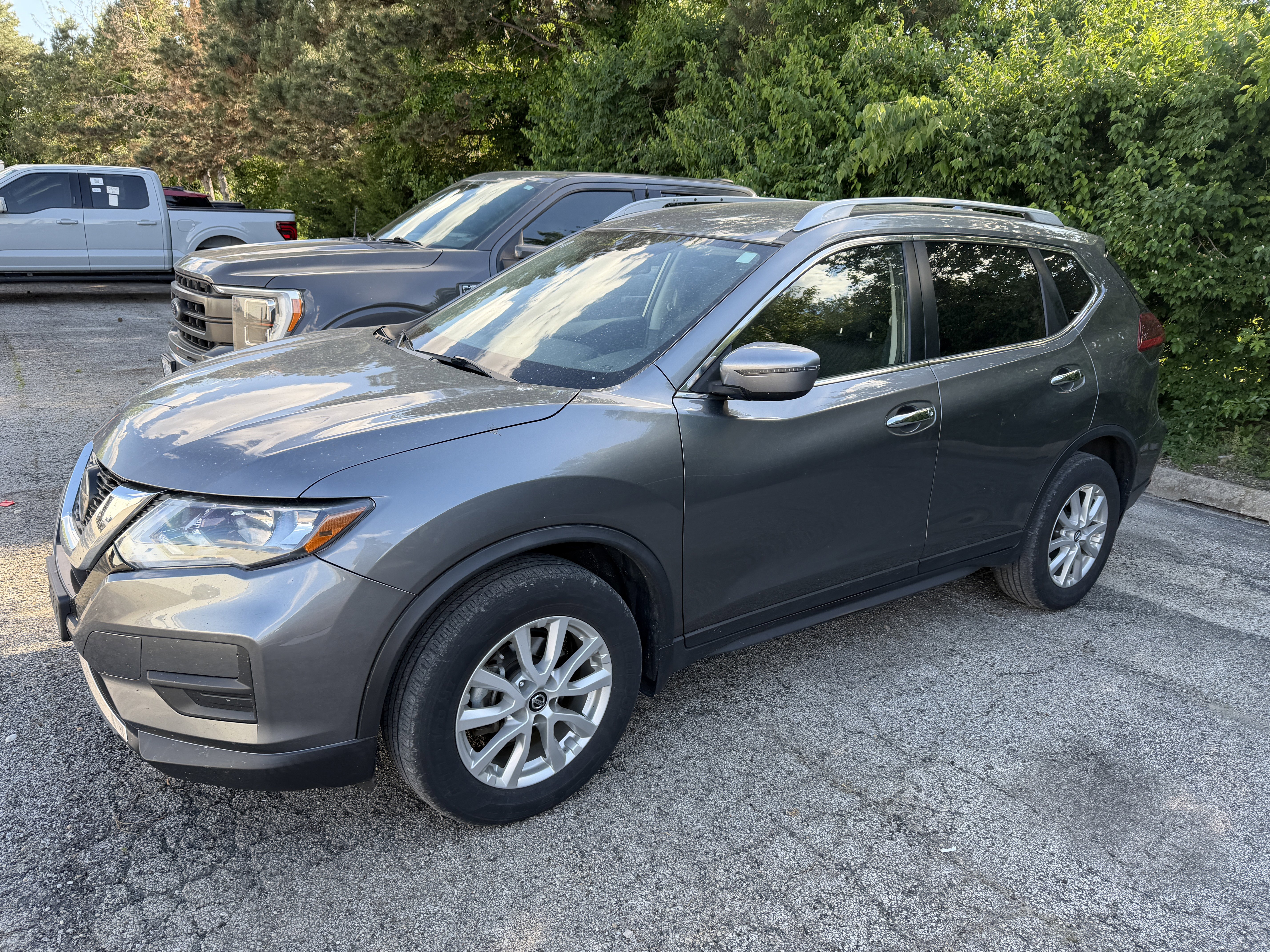 Used 2019 Nissan Rogue SV AWD/4WD image 16