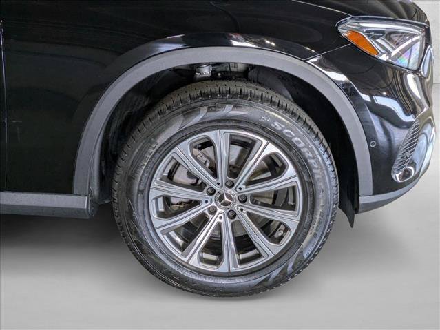 Used 2023 Mercedes-Benz GLC 300 4MATIC image 23