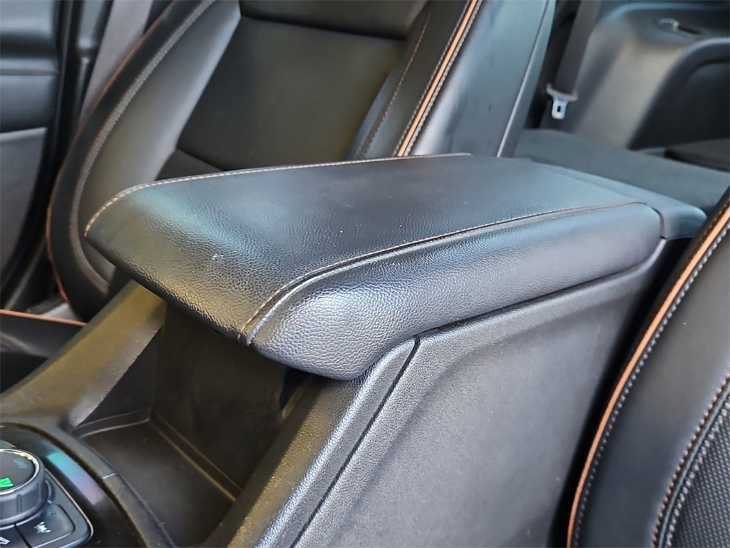 Used 2022 GMC Acadia AT4 w/ Preferred Package image 11