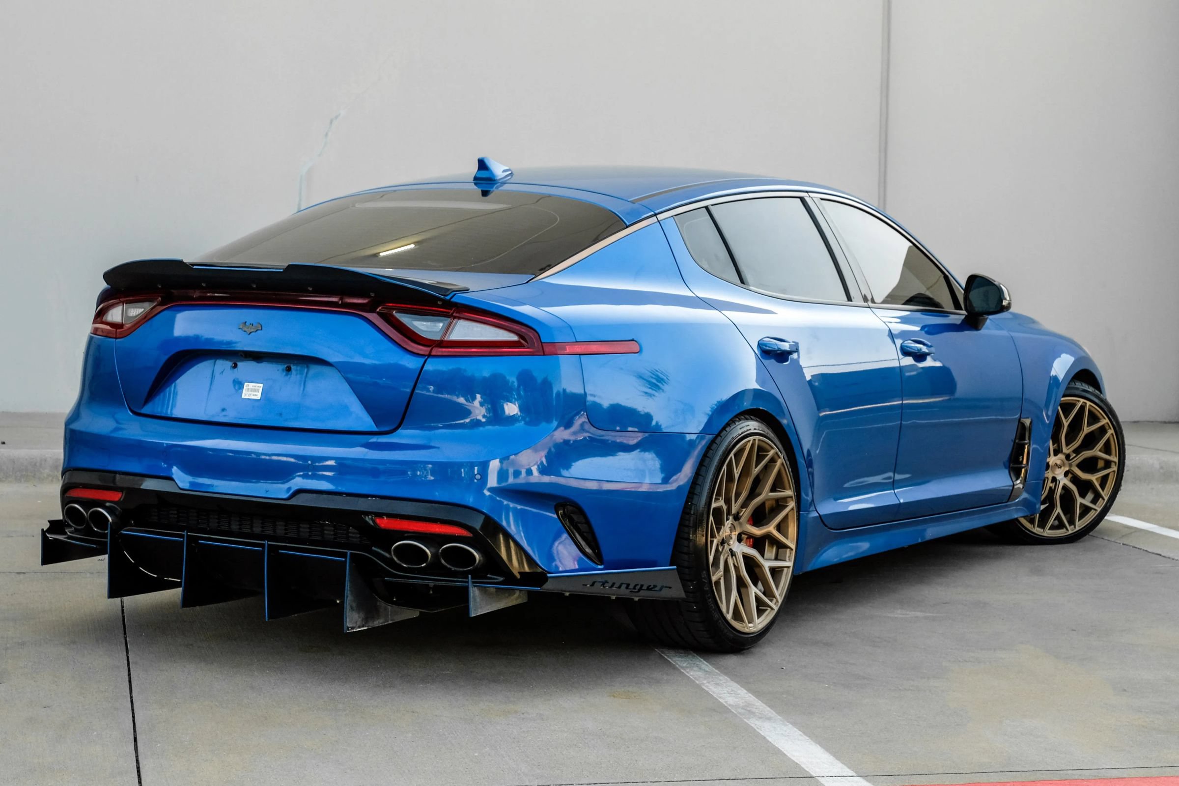 Used 2018 Kia Stinger GT RWD image 4