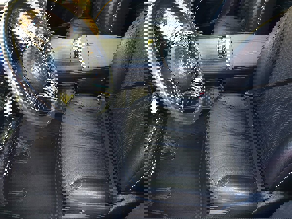 Used 2023 Mercedes-Benz EQS 580 4MATIC SUV image 12