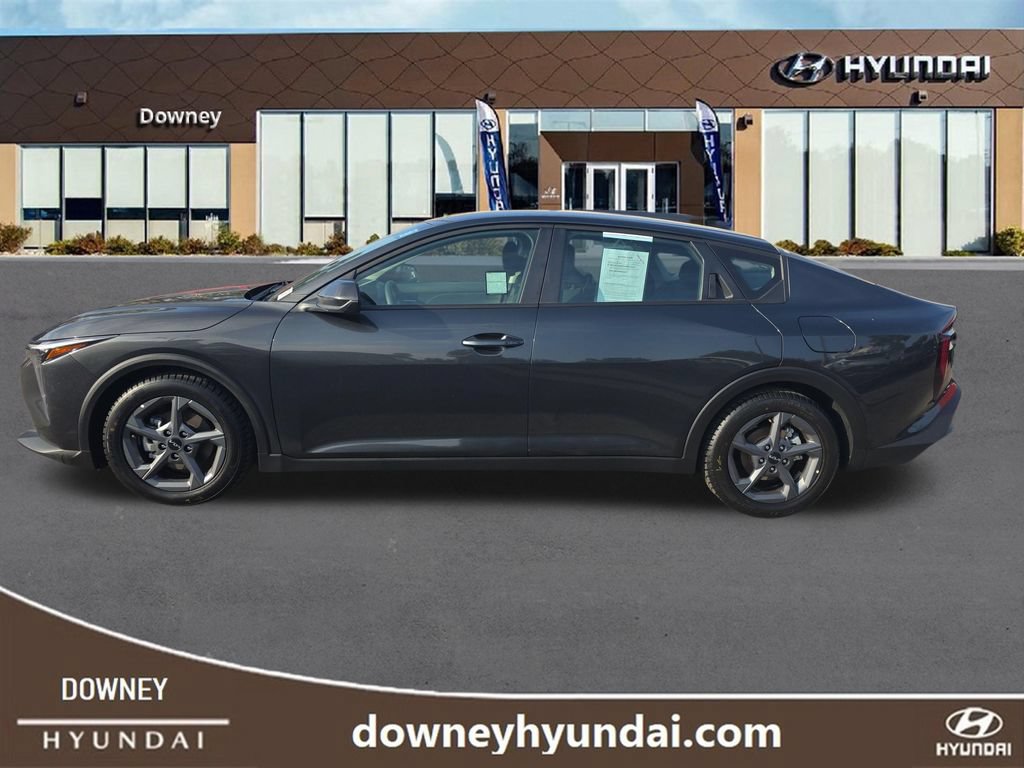 Used 2025 Kia K4 FWD image 2