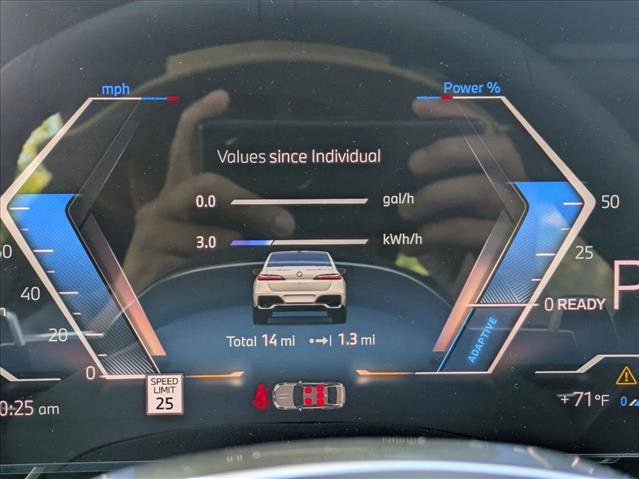 New 2026 BMW 750e xDrive w/ Premium Package image 11