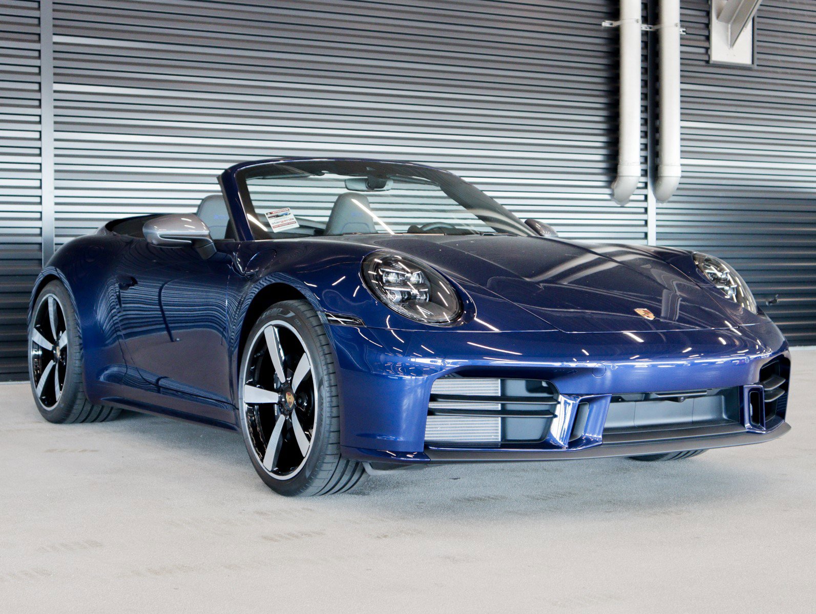 Used 2025 Porsche 911 Carrera T image 8