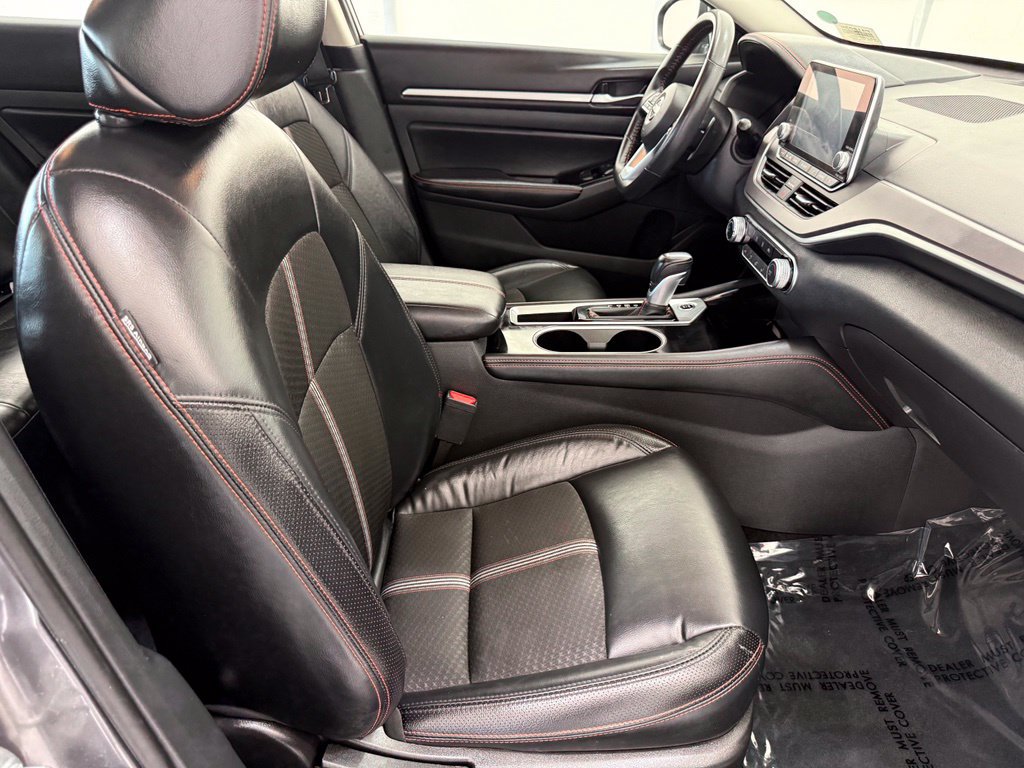 Used 2024 Nissan Altima 2.5 SR FWD image 20