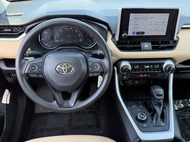 Used 2024 Toyota RAV4 LE image 12