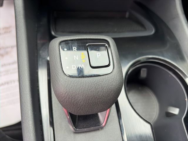 Used 2025 Nissan Rogue S image 18