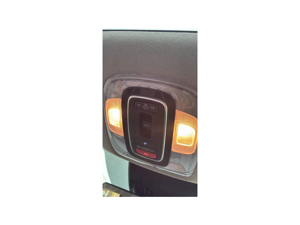 Used 2025 Hyundai Elantra SEL FWD image 14