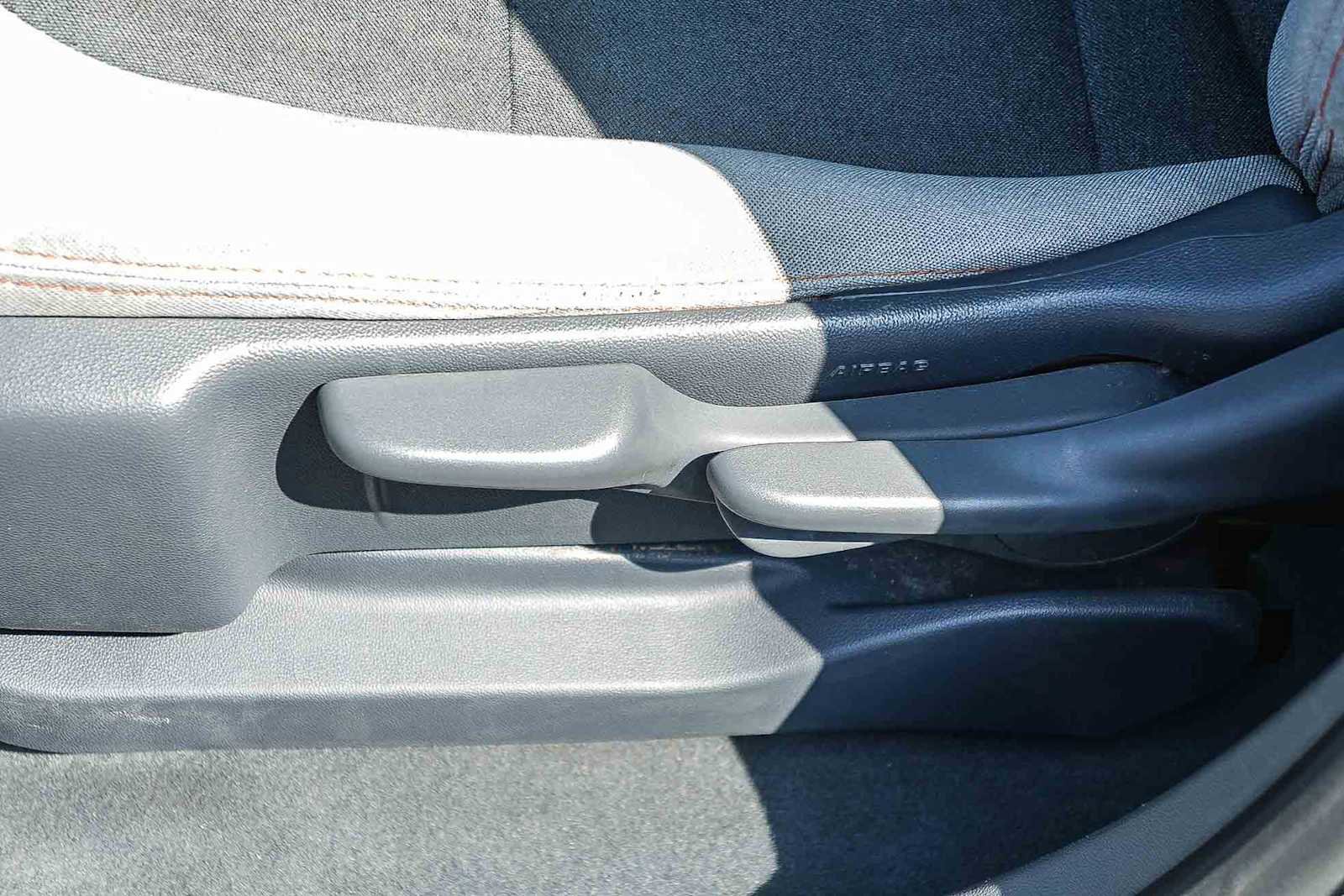 Used 2019 Chevrolet Bolt LT FWD image 23