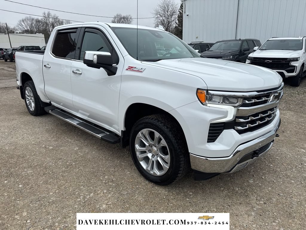 Used 2022 Chevrolet Silverado 1500 LTZ w/ LTZ Premium Package AWD/4WD image 7