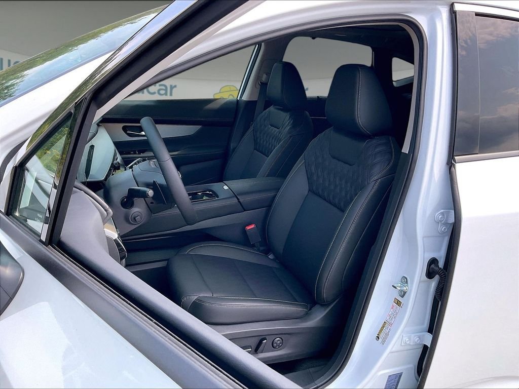 New 2026 Nissan Murano Platinum w/ Cargo Package AWD/4WD image 11