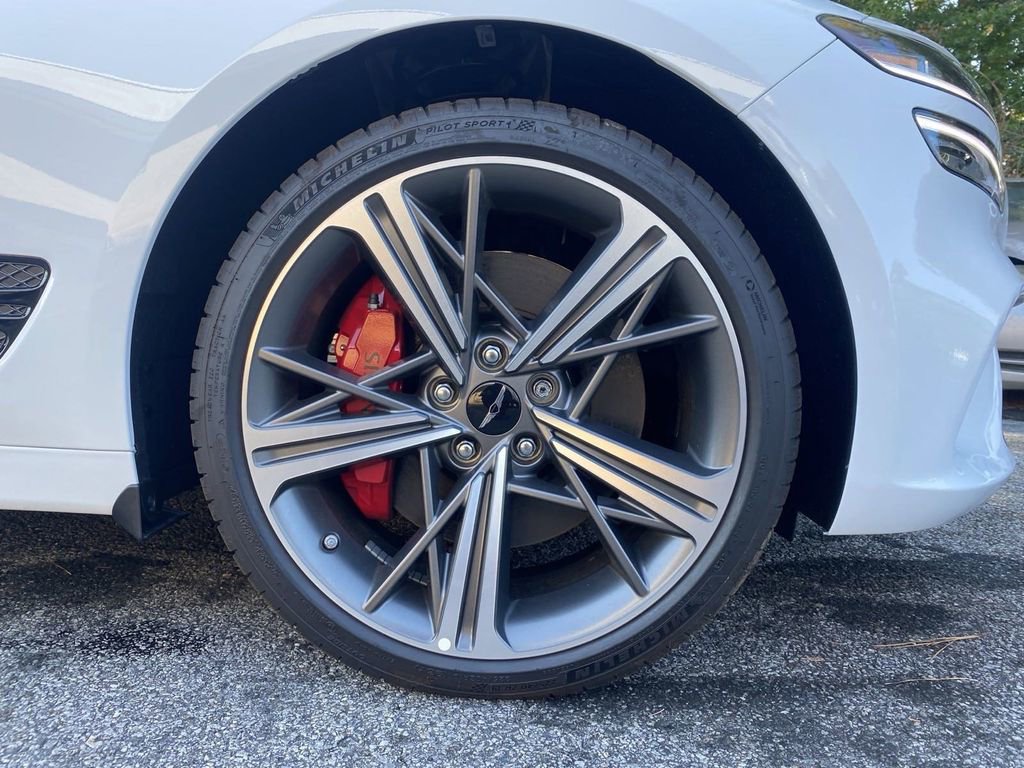 New 2025 Genesis G70 3.3T Advanced w/ Sport Prestige Package image 13