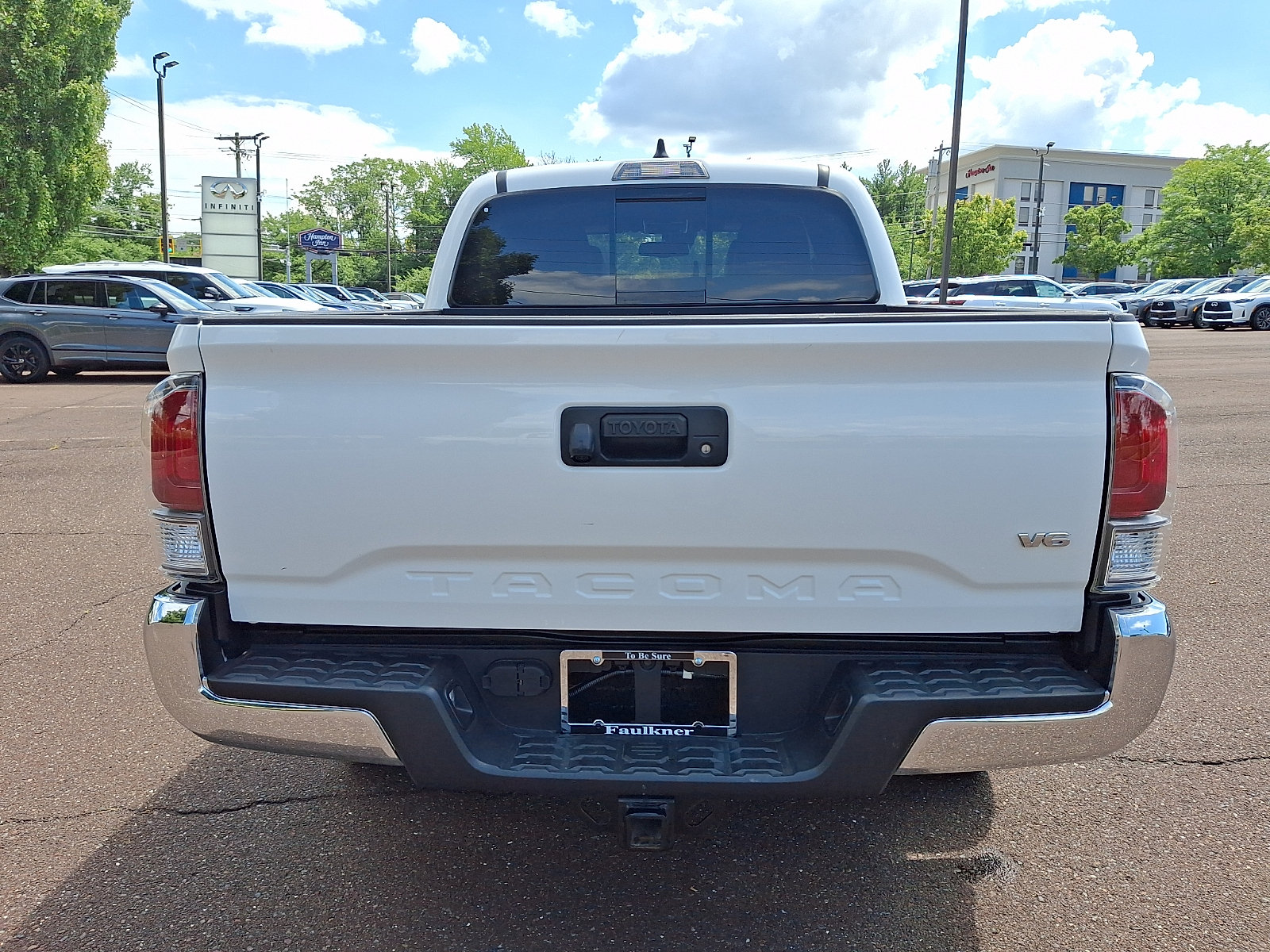 Used 2023 Toyota Tacoma TRD Off-Road AWD/4WD image 5
