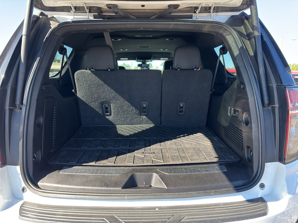 Used 2022 Chevrolet Suburban Premier image 14