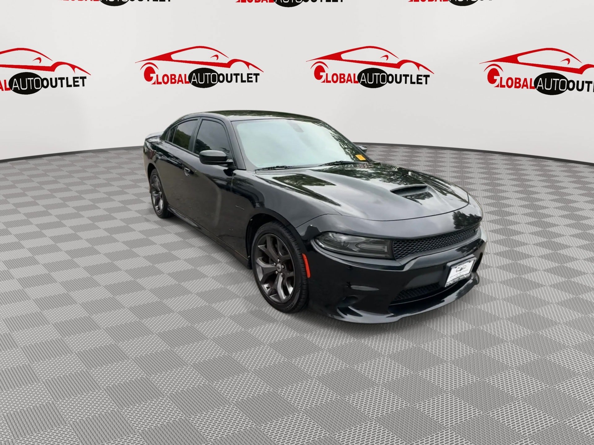 Used 2019 Dodge Charger GT RWD image 2