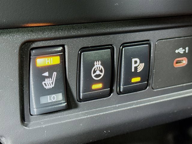 Used 2023 Nissan Frontier PRO-4X w/ Pro Convenience Package AWD/4WD image 17
