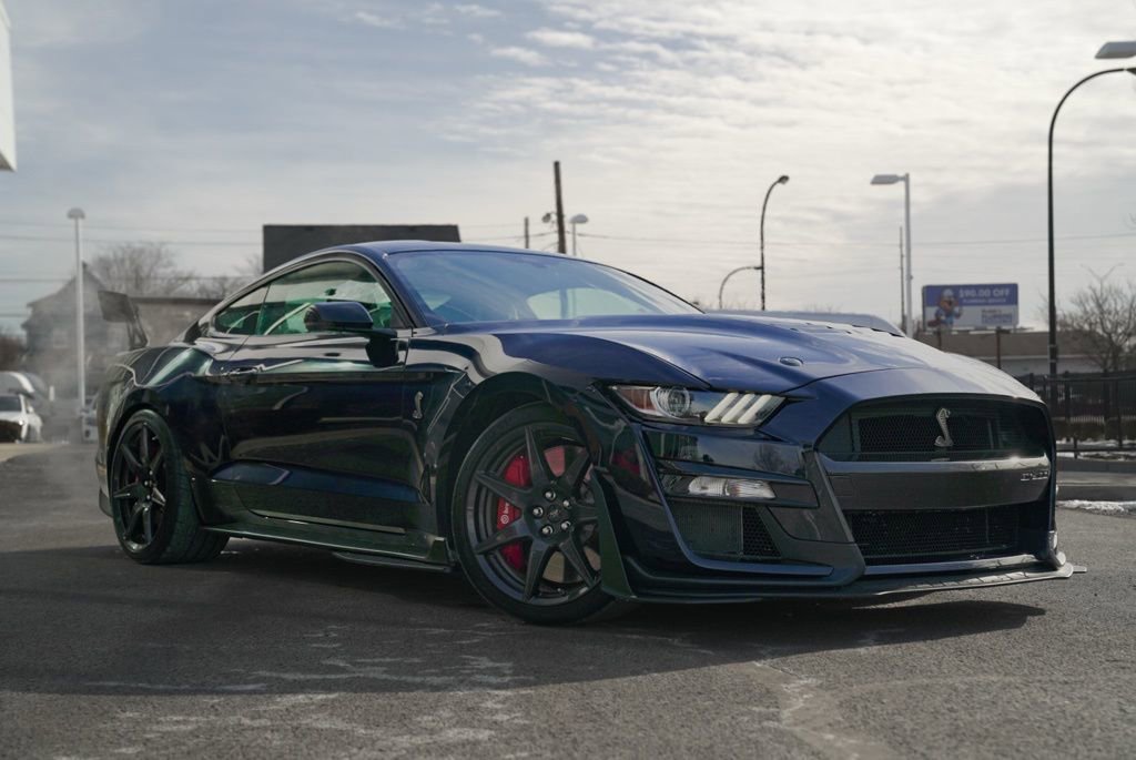 Used 2021 Ford Mustang Shelby GT500 w/ Carbon Fiber Track Pack RWD image 25