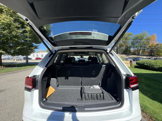 New 2026 Volkswagen Atlas Peak Edition image 24