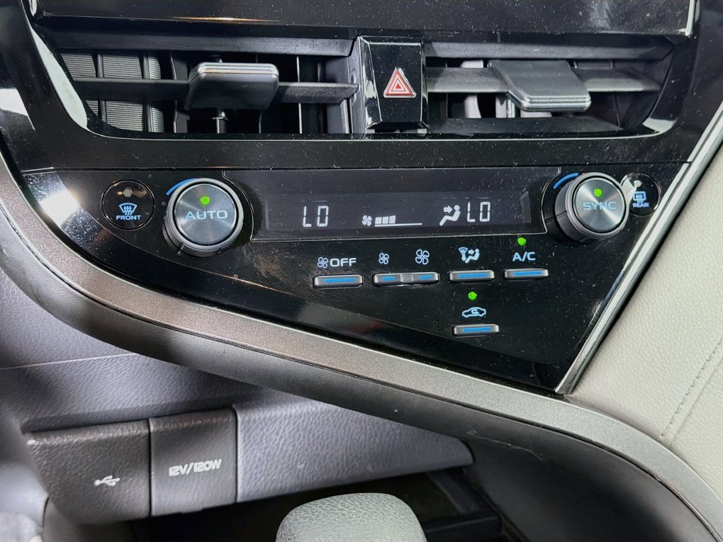 Used 2024 Toyota Camry LE FWD image 20