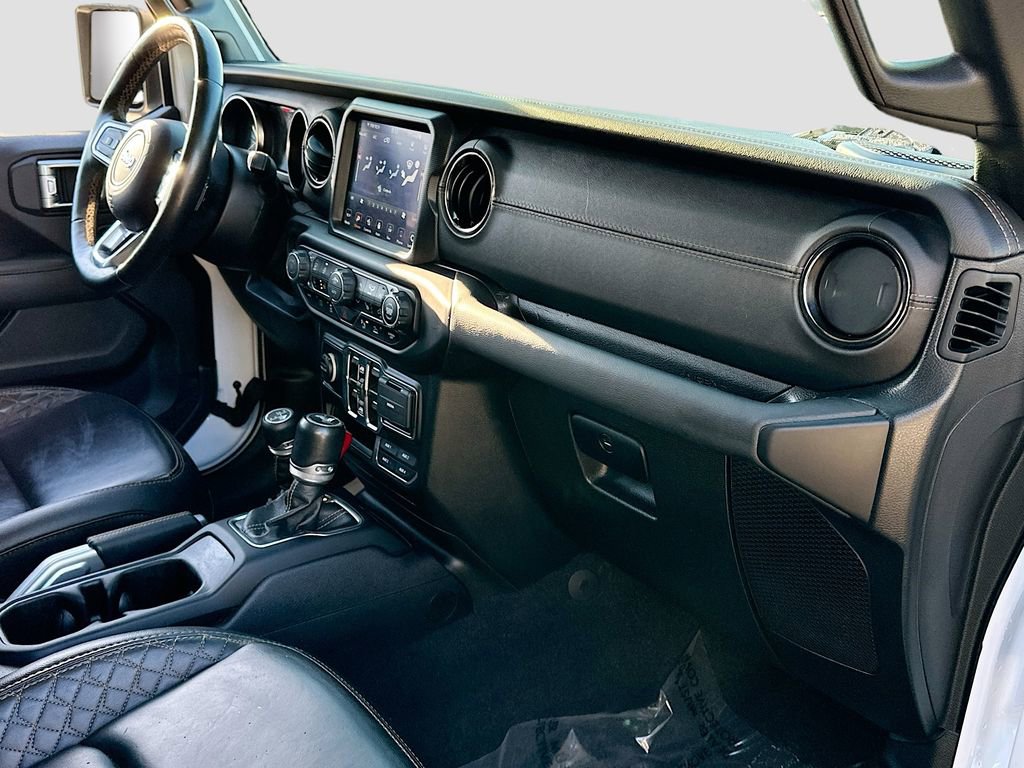 Used 2021 Jeep Wrangler Unlimited Sahara image 29