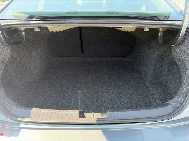 Used 2024 Volkswagen Jetta SE FWD image 6