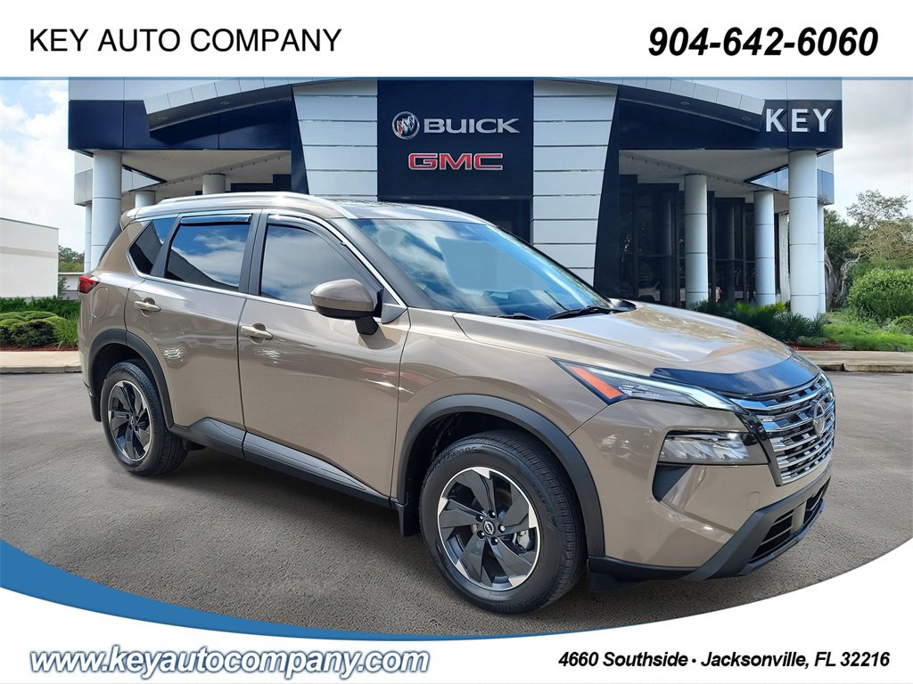 Used 2024 Nissan Rogue SV w/ SV Premium Package image 1