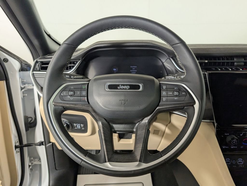 Certified 2024 Jeep Grand Cherokee Limited image 20