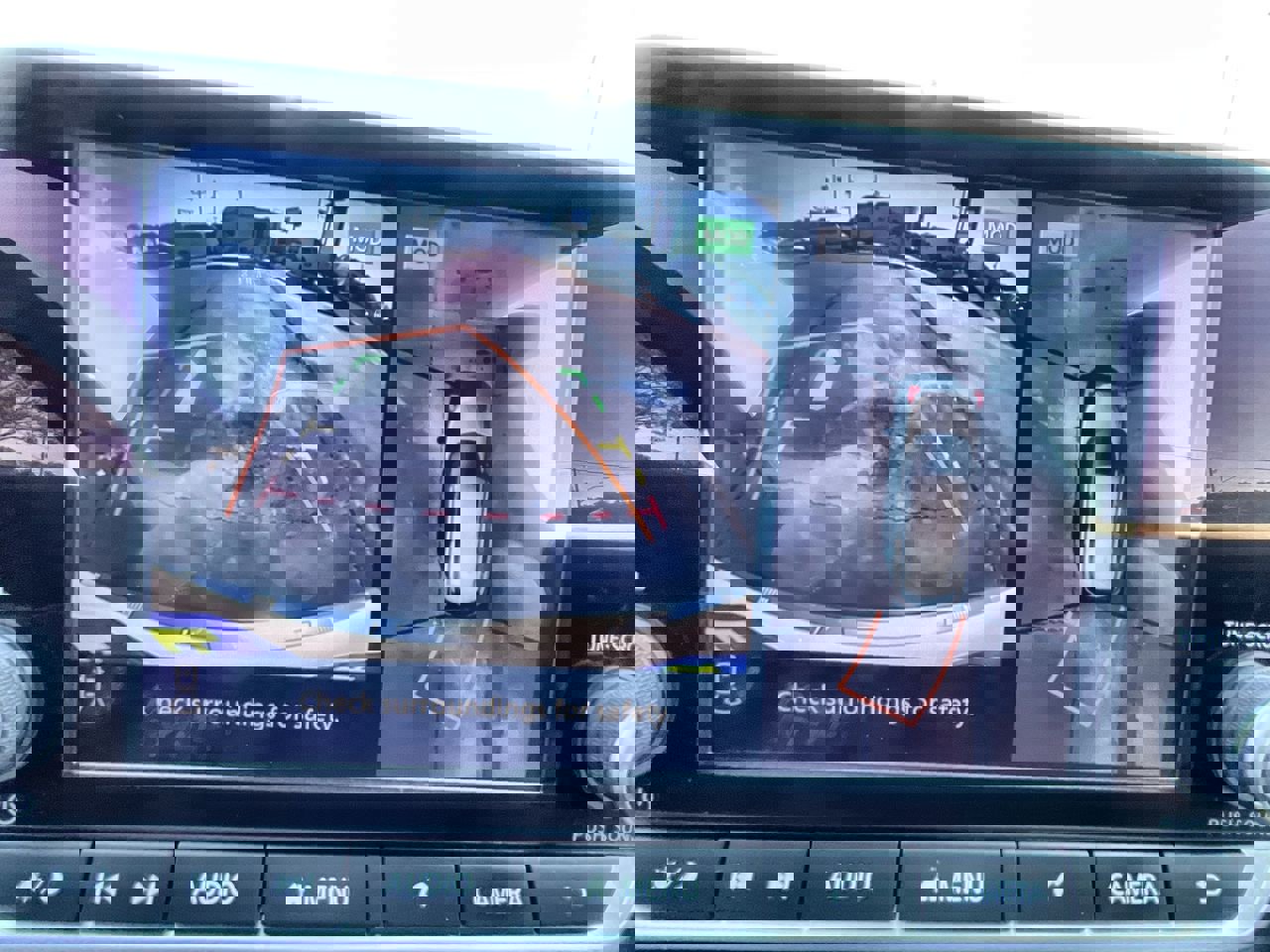 Used 2023 Nissan Rogue SL image 14