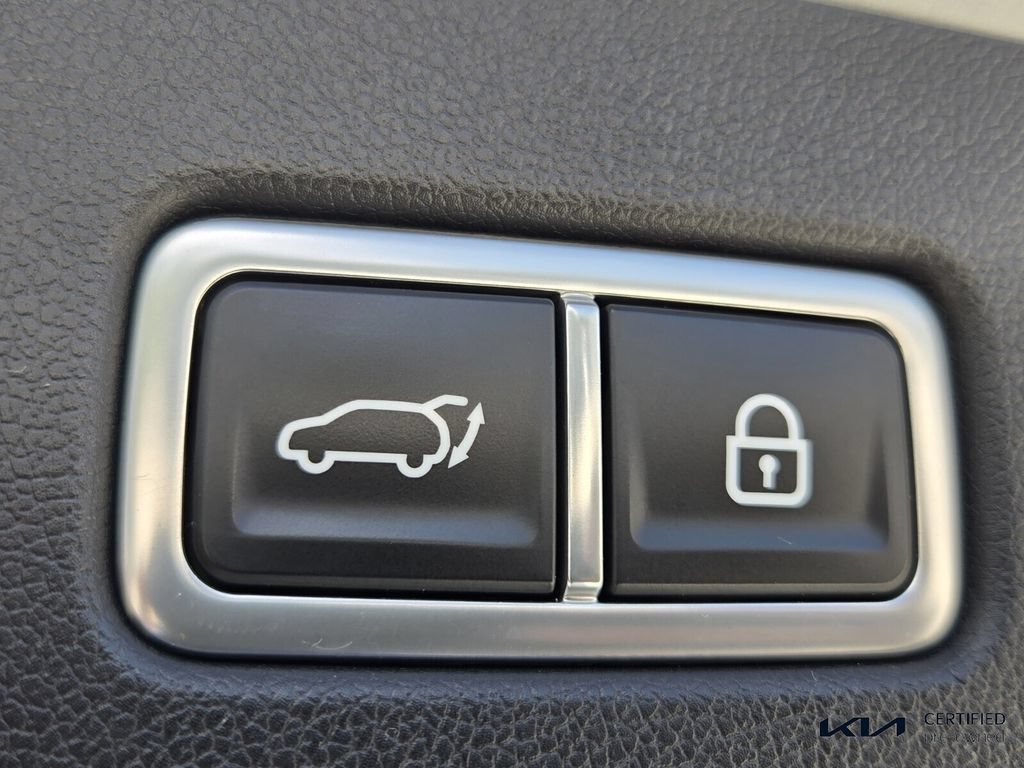 Used 2022 Kia Sorento EX w/ Panoramic Sunroof Package FWD image 15