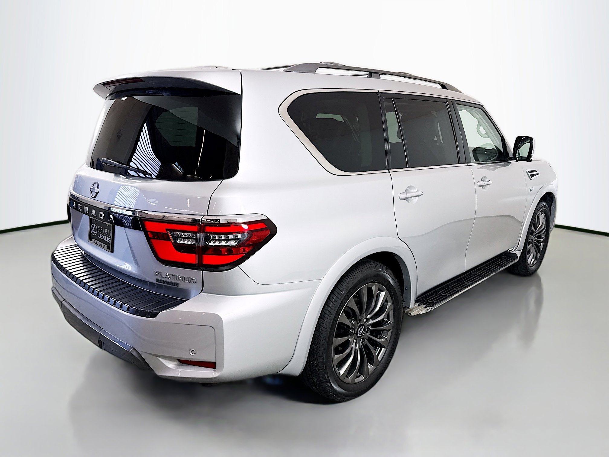 Used 2021 Nissan Armada Platinum w/ Captain's Chairs Package image 7