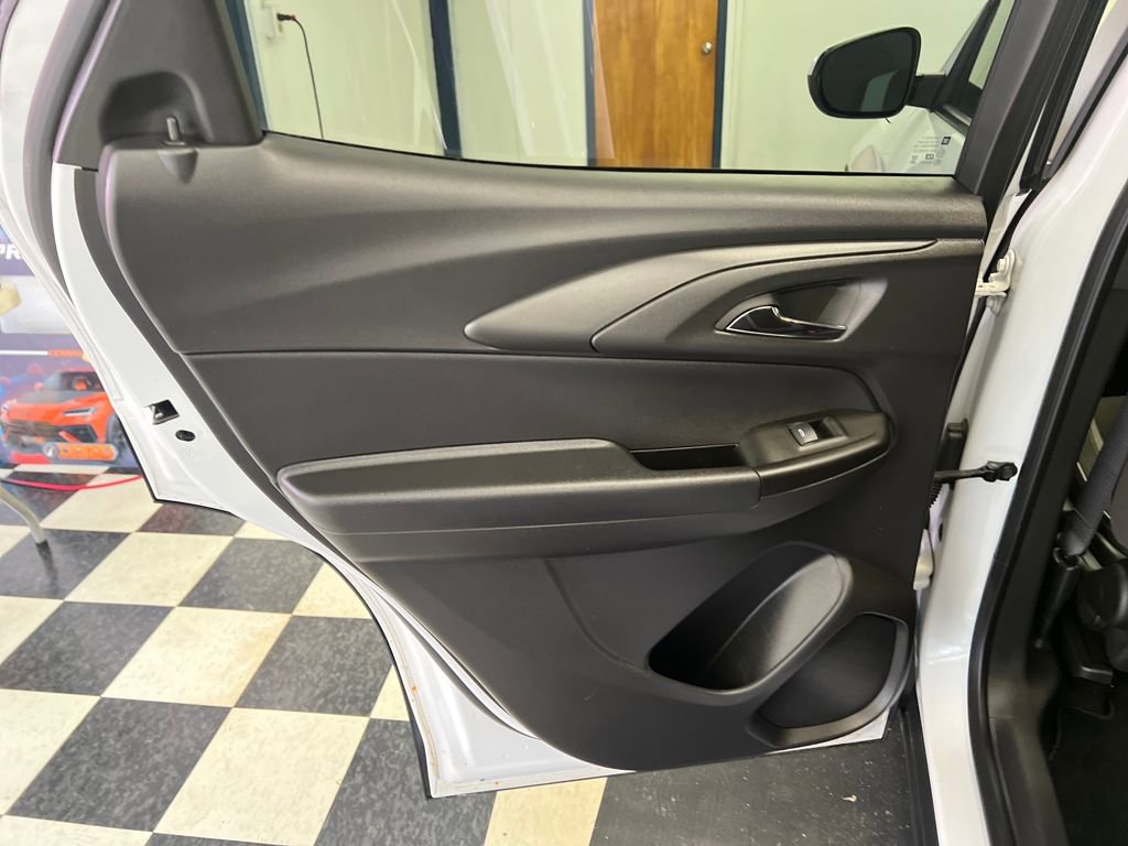 Used 2024 Chevrolet TrailBlazer LT image 38