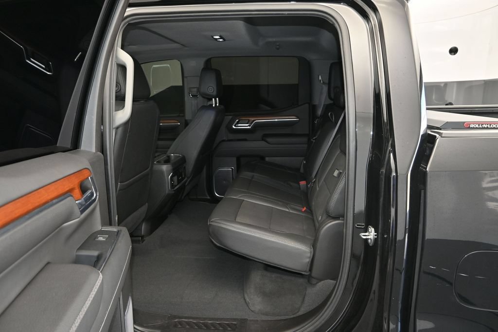 Used 2023 GMC Sierra 1500 Denali w/ Denali Reserve Package AWD/4WD image 17