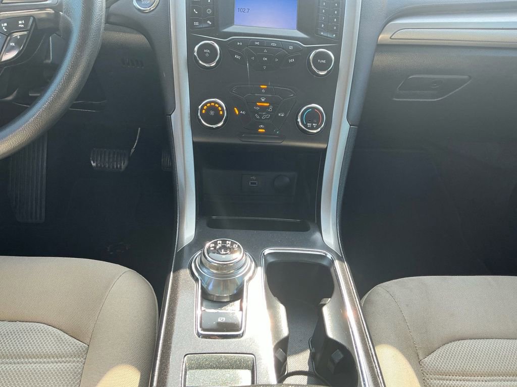 Used 2020 Ford Fusion S FWD image 20