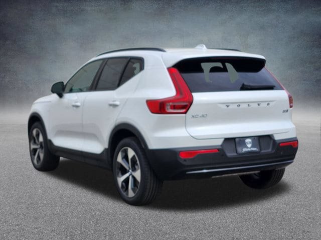 New 2026 Volvo XC40 B5 Plus w/ Protection Package Premier AWD/4WD image 5