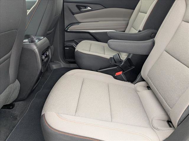 New 2025 Chevrolet Traverse LT w/ Enhanced Driving Package FWD image 15