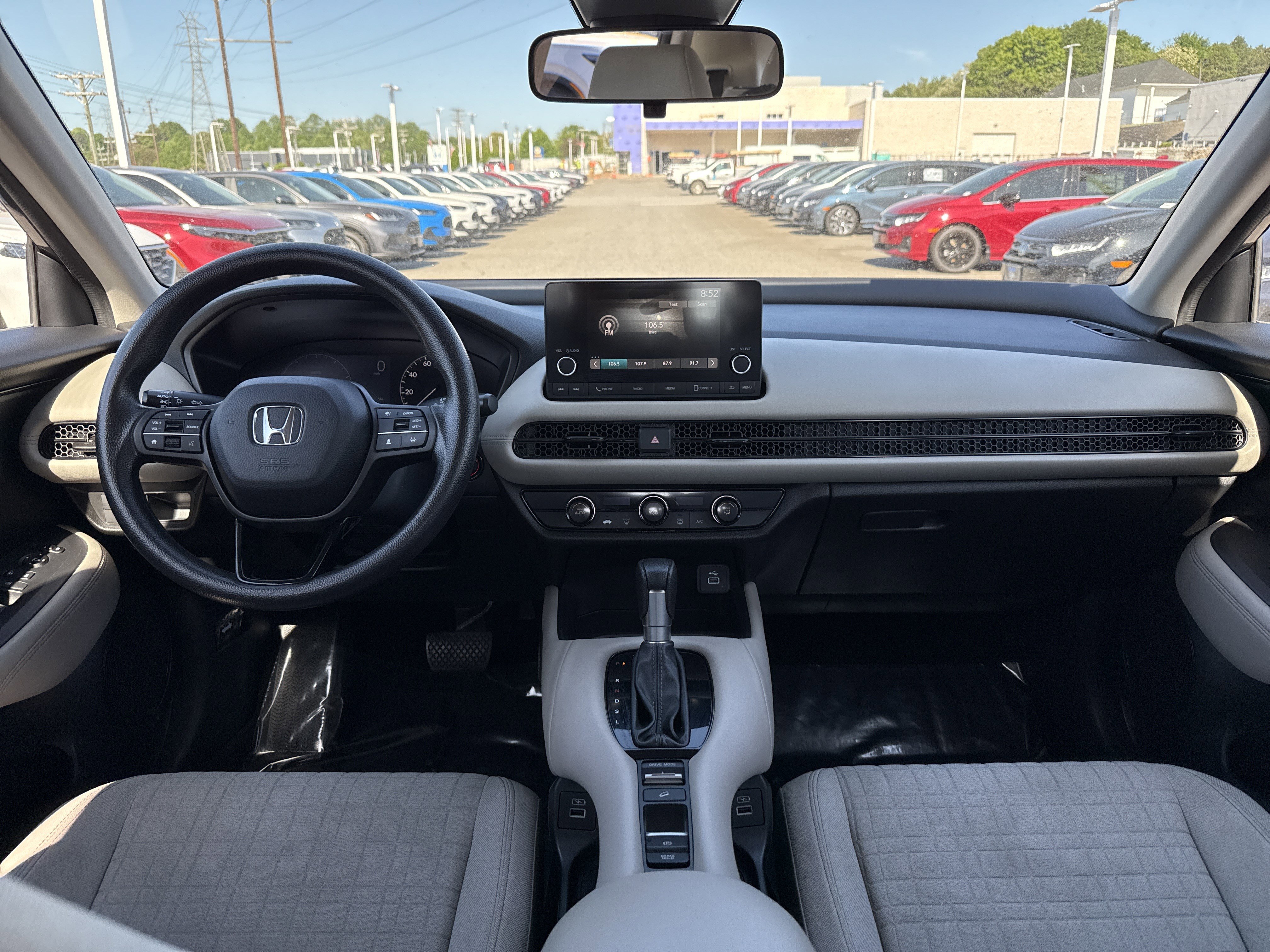 Certified 2023 Honda HR-V LX image 29