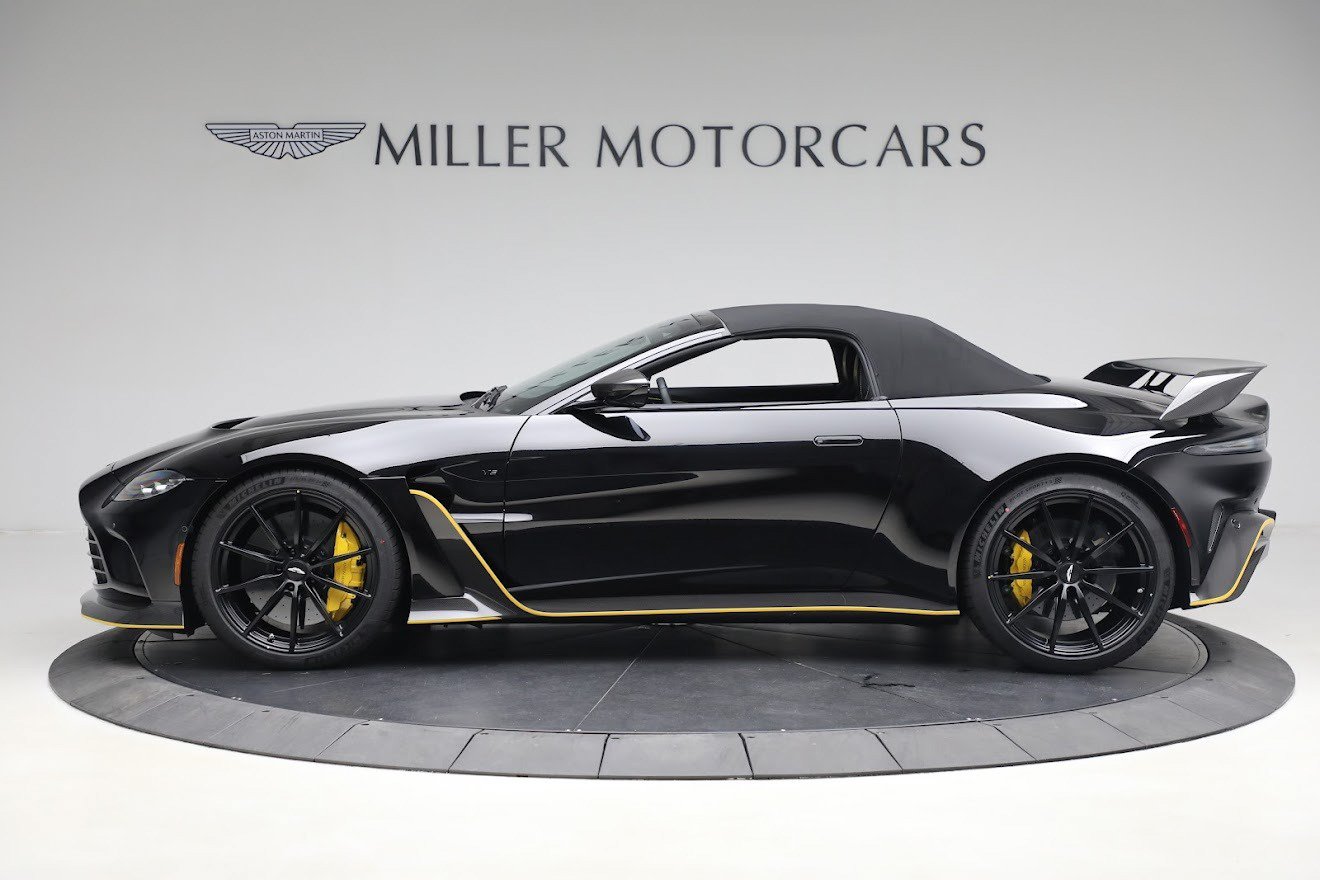 Used 2023 Aston Martin V12 Vantage Roadster RWD image 14