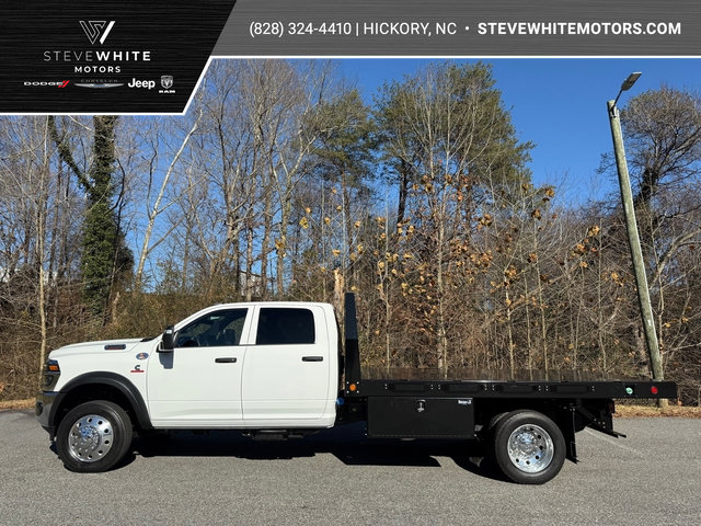 New 2026 RAM 5500 Tradesman w/ Chrome Appearance Group AWD/4WD image 1
