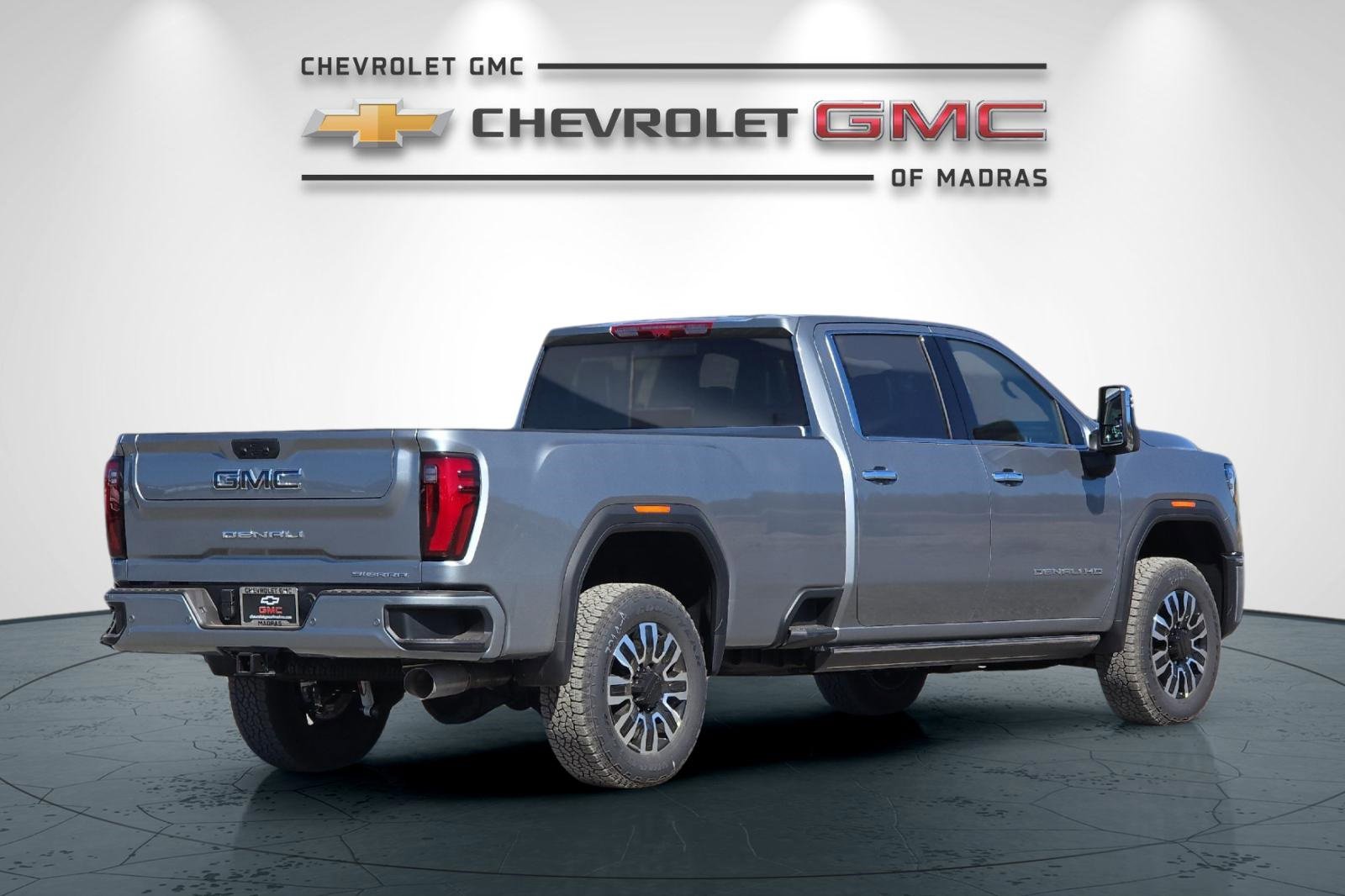 New 2026 GMC Sierra 2500 Denali Ultimate image 3