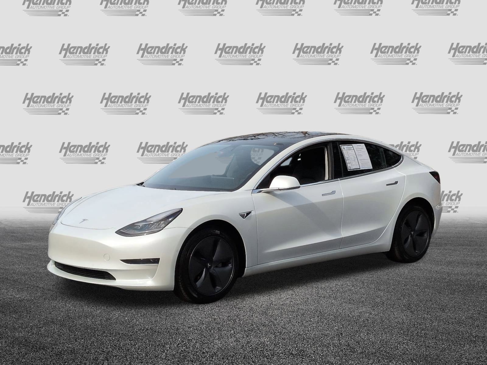 Used 2019 Tesla Model 3 Standard Range Plus image 5