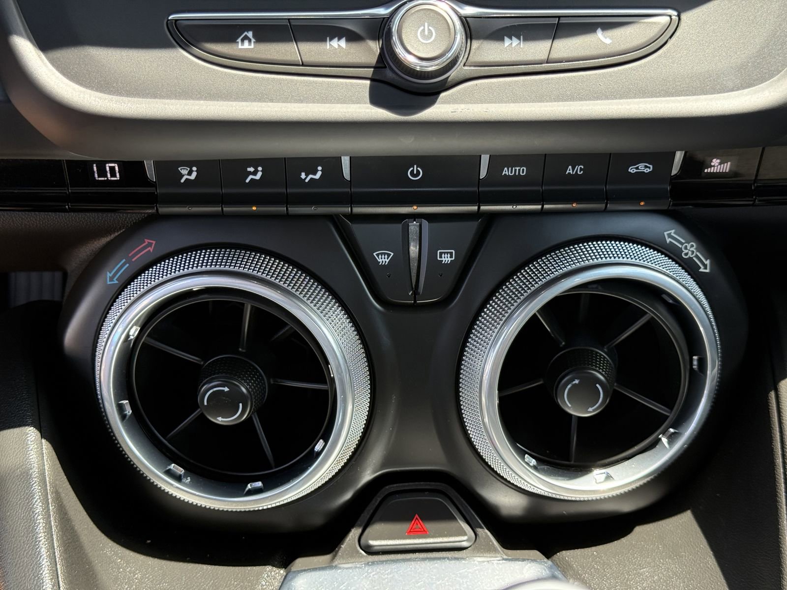 Used 2023 Chevrolet Camaro LT RWD image 24