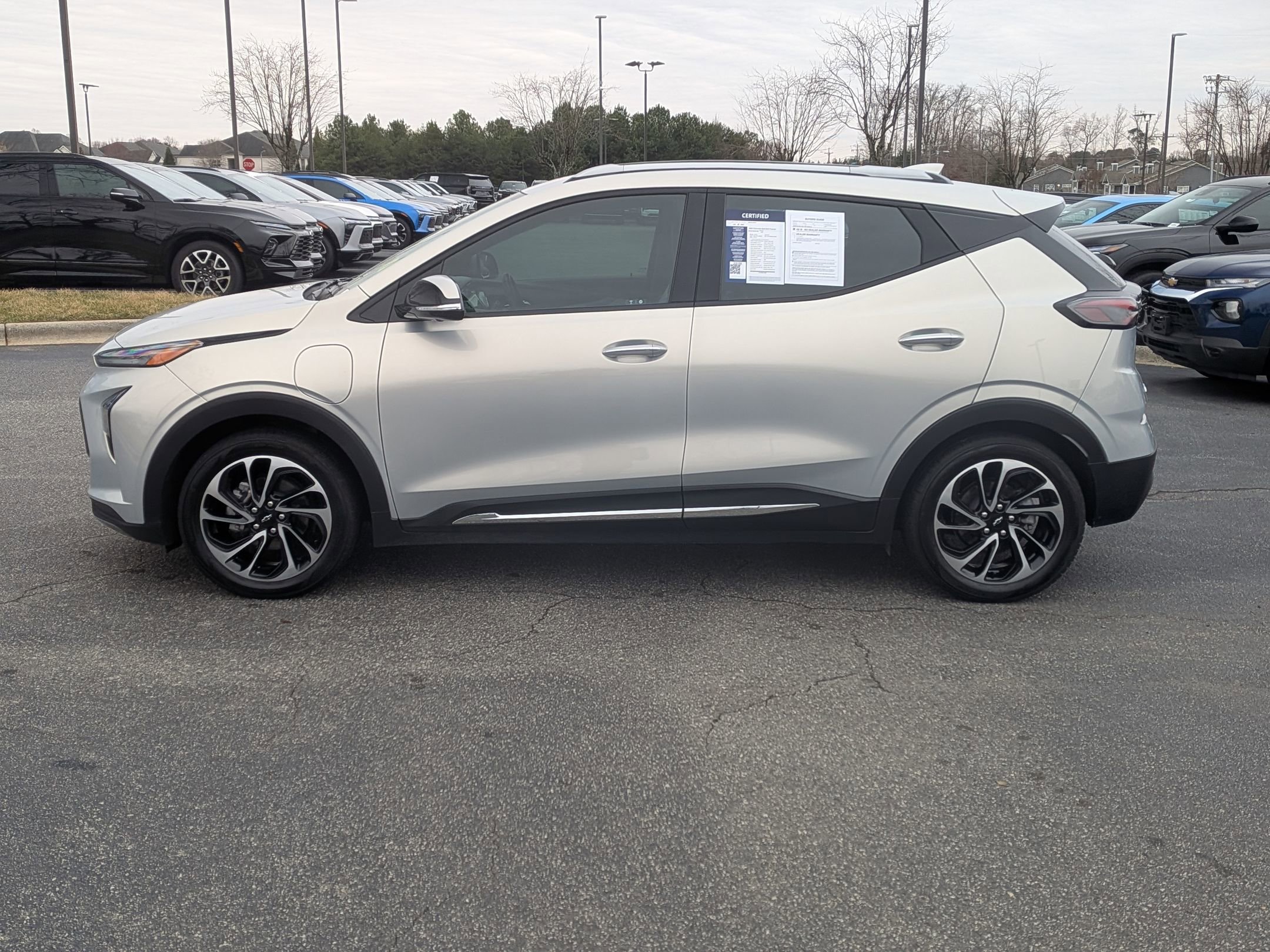 Used 2022 Chevrolet Bolt EUV Premier image 6