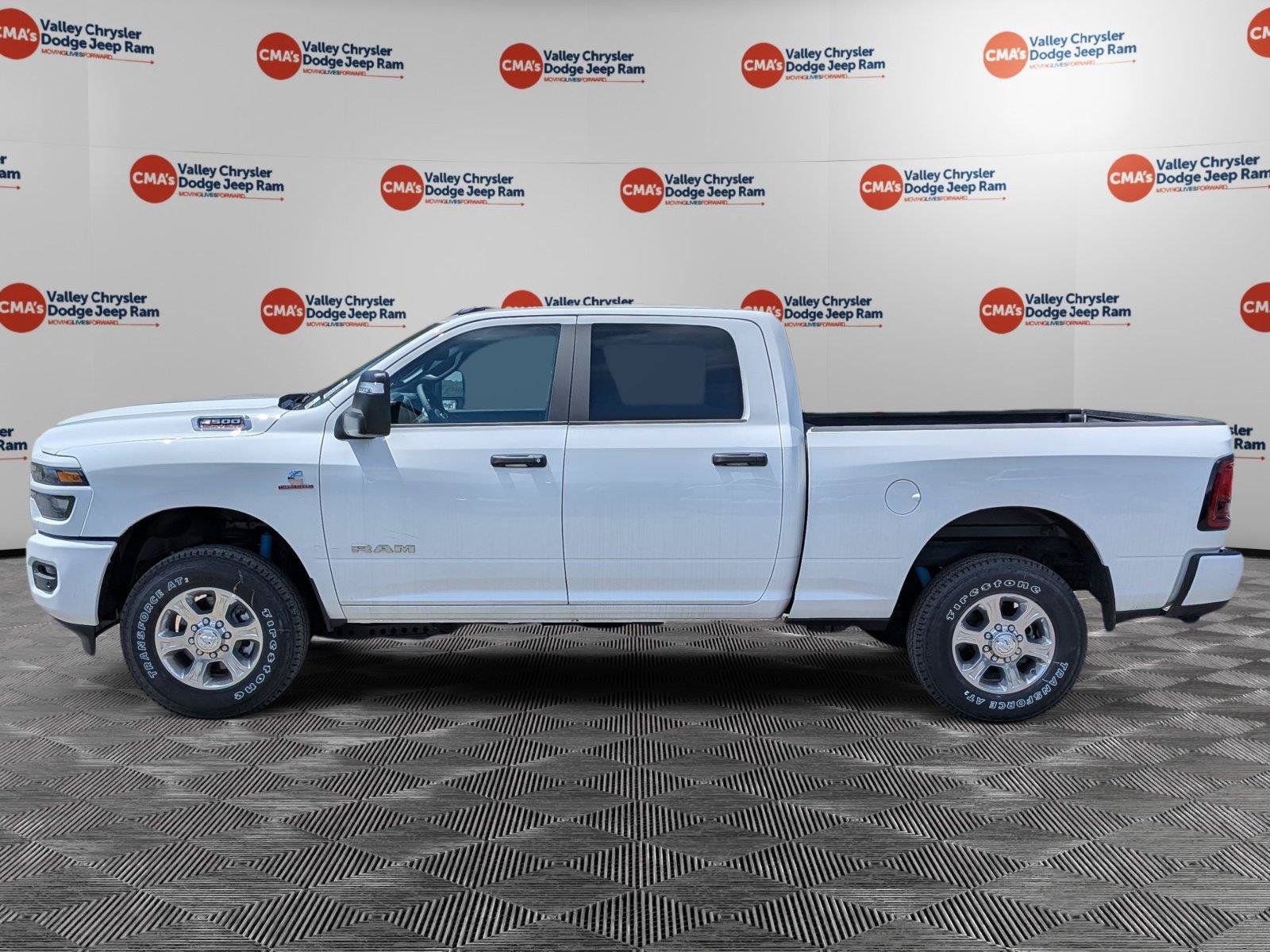 New 2026 RAM 2500 Big Horn AWD/4WD image 8