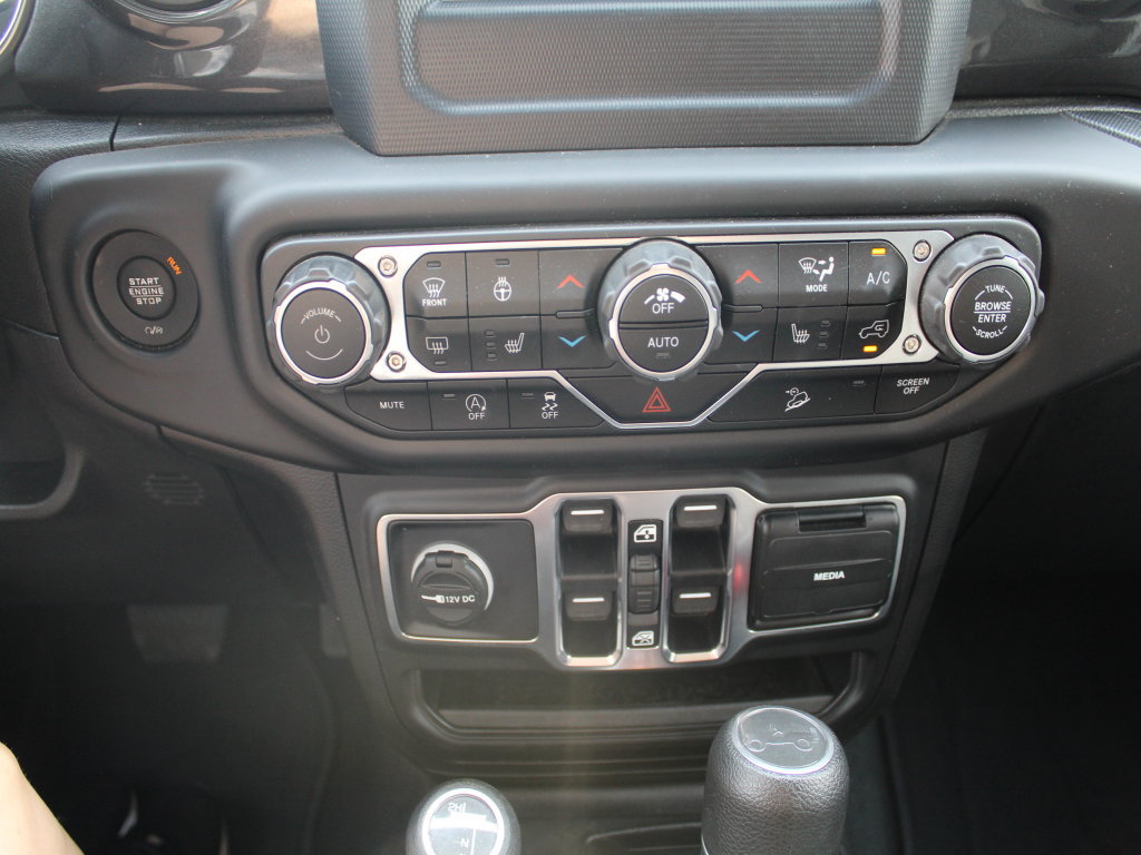 Used 2019 Jeep Wrangler Unlimited Sport AWD/4WD image 15