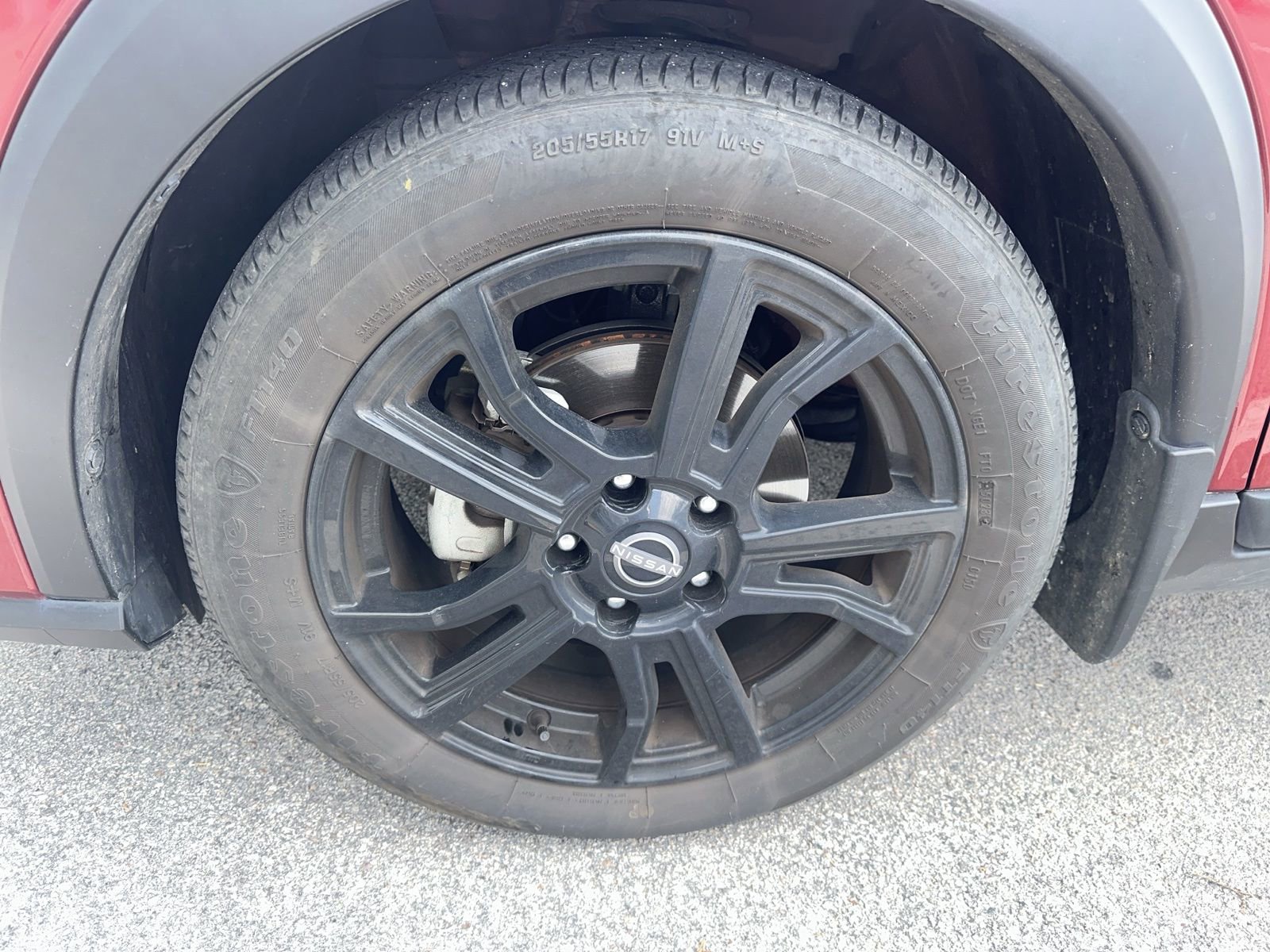 Used 2024 Nissan Kicks SR w/ SR Premium Package image 14