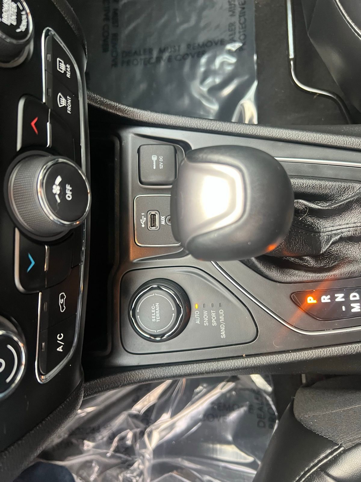 Used 2019 Jeep Cherokee Latitude Plus image 29