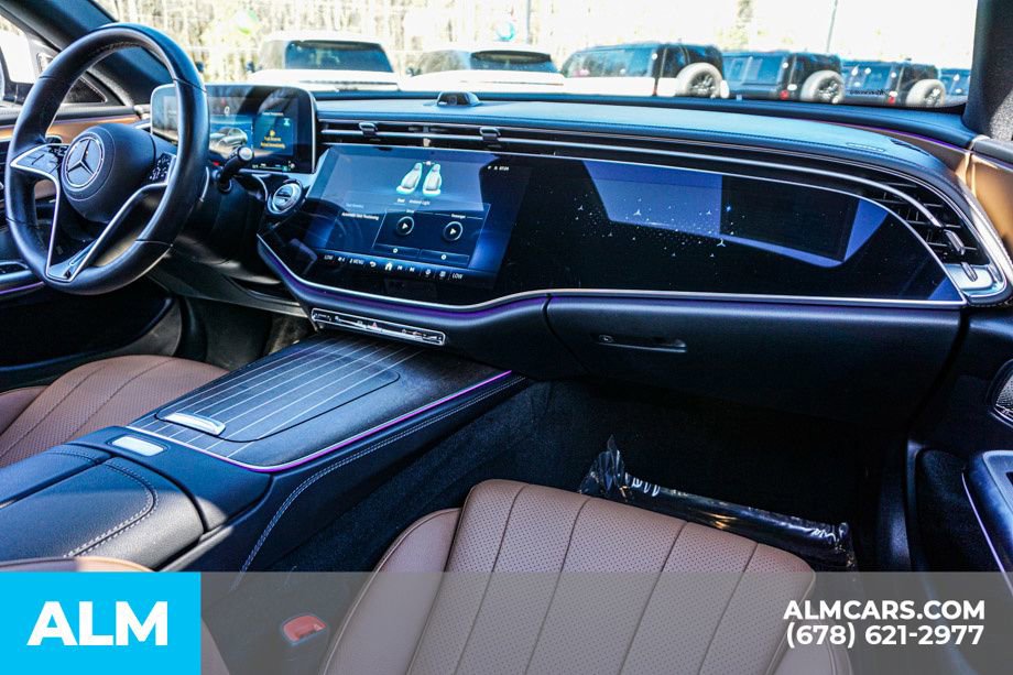 Used 2024 Mercedes-Benz E 450 4MATIC Sedan w/ MBUS Superscreen Package image 23