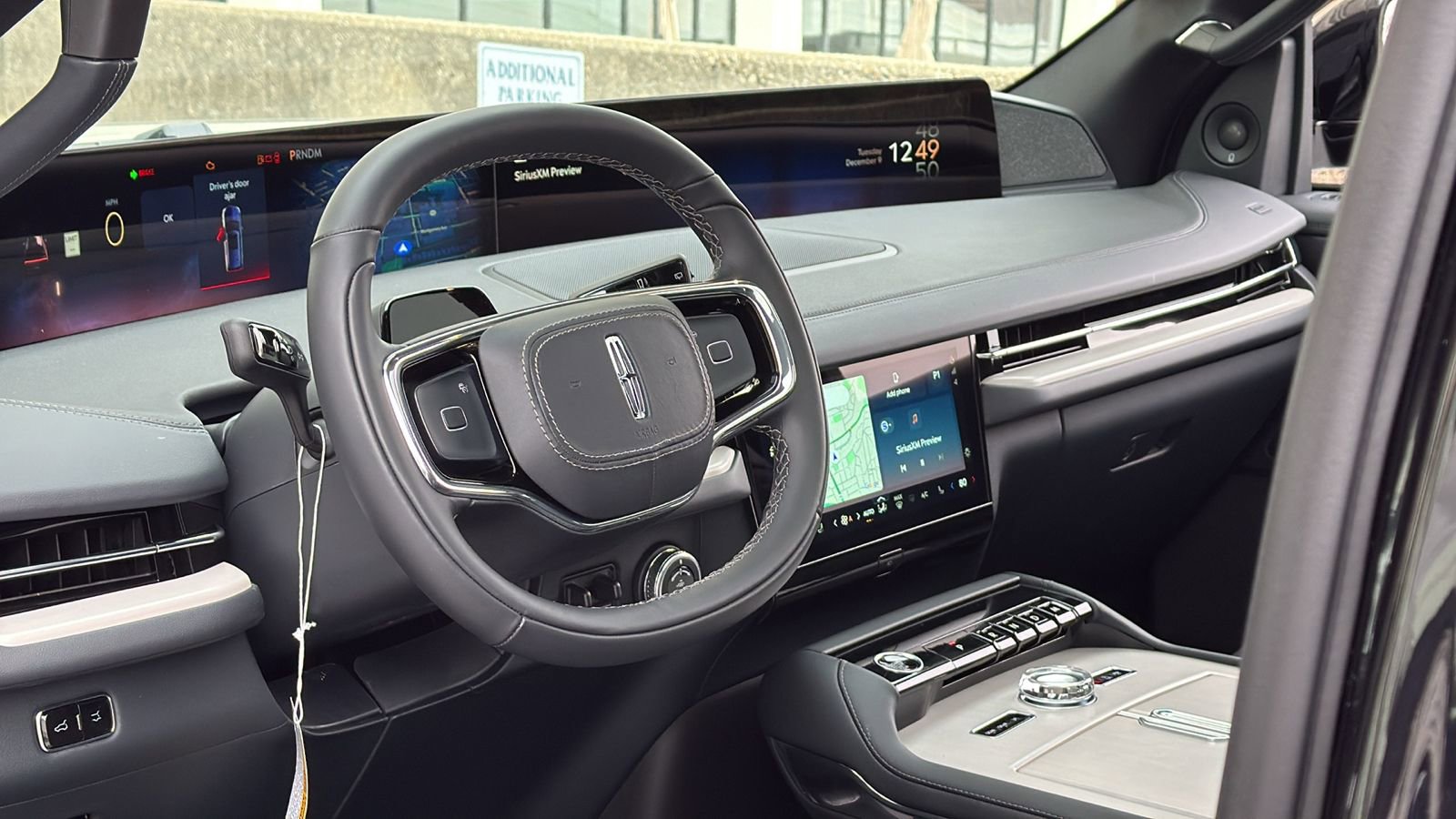 New 2025 Lincoln Navigator L Reserve w/ Jet Appearance Package image 22